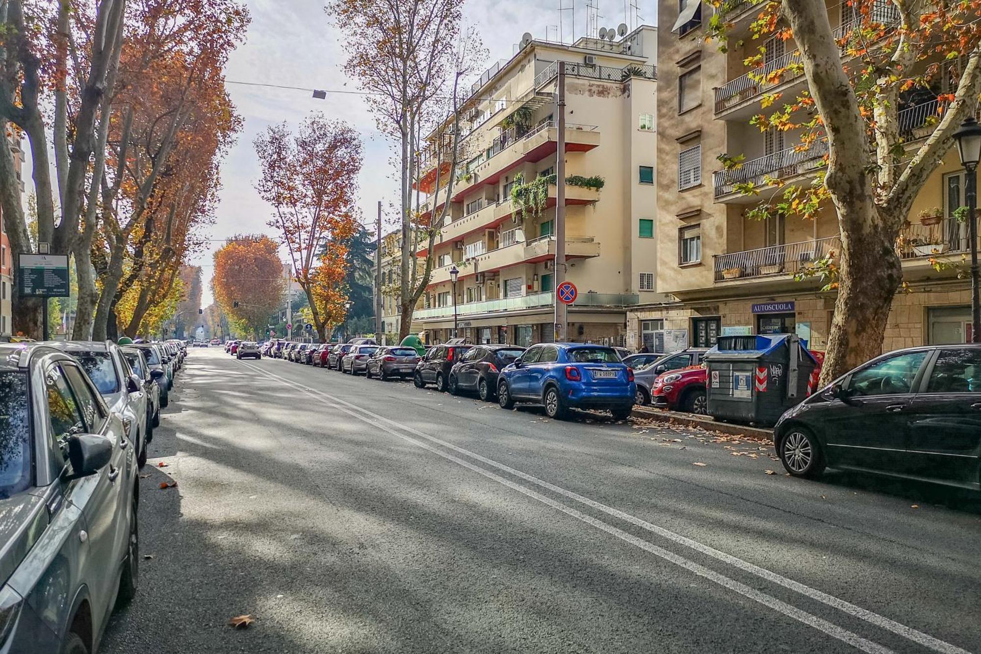 Apartment Domus Lux Angelica- Nearby Vatican Rome